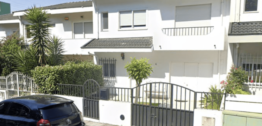 Moradia V4 | Creixomil Guimarães